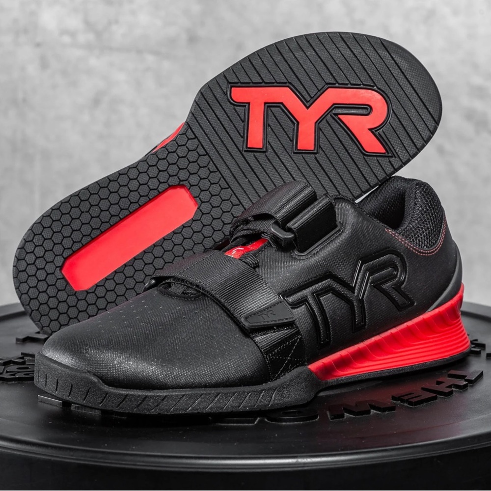 BRAND NEW TYR L-1 LIFTER BLACK/RED W8.5/M7